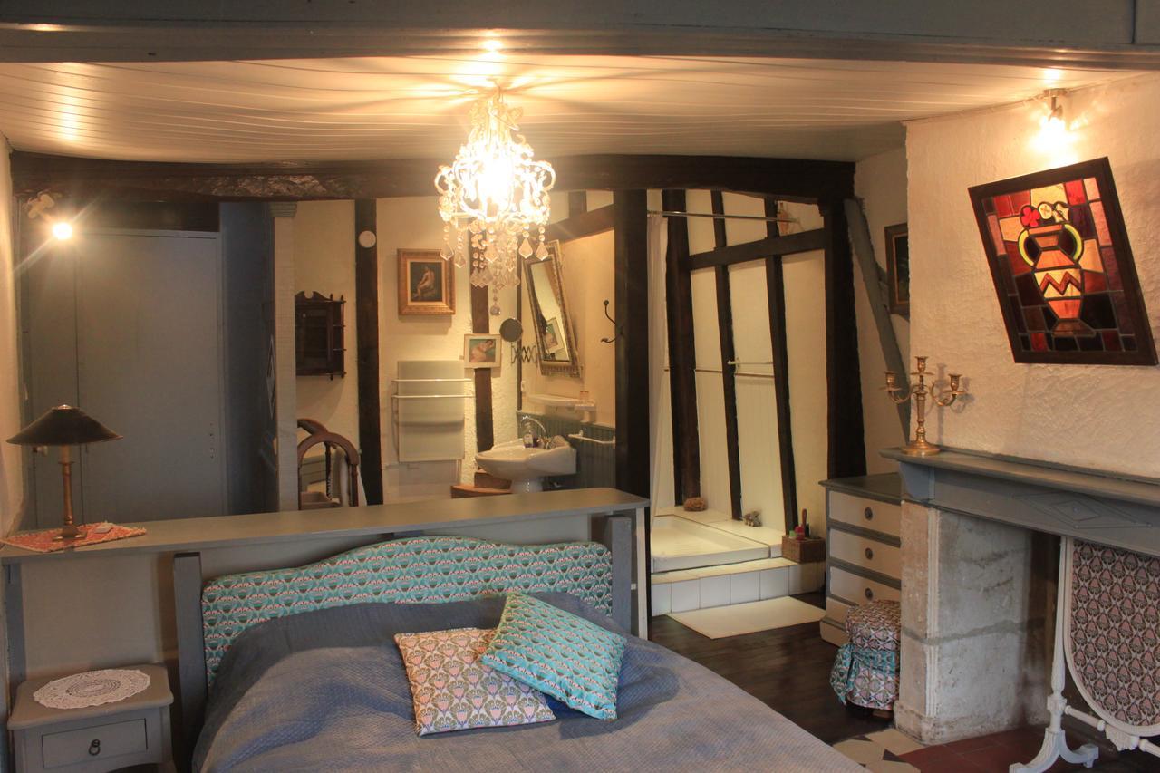 Le Relais De La Myrpe Apartment Бержерак Екстериор снимка