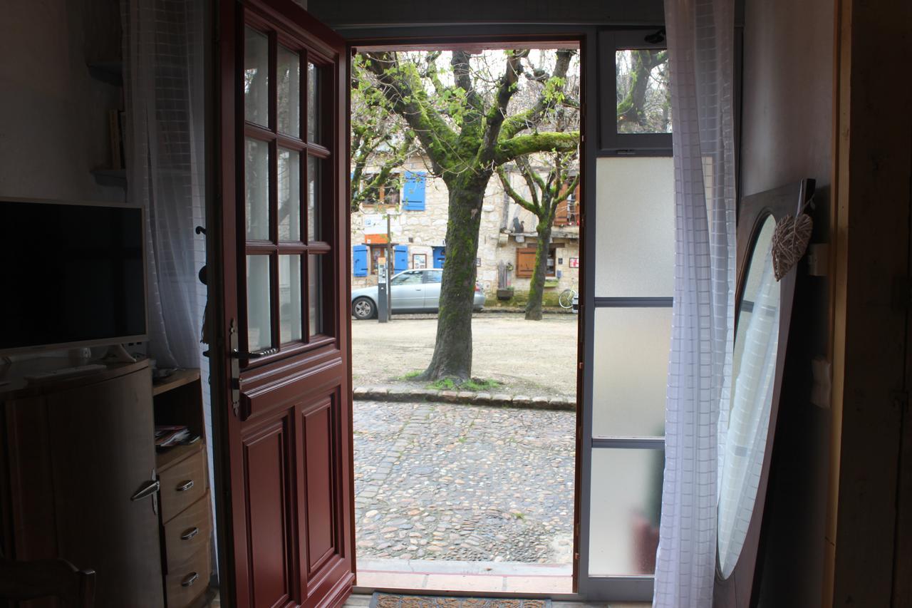 Le Relais De La Myrpe Apartment Бержерак Екстериор снимка